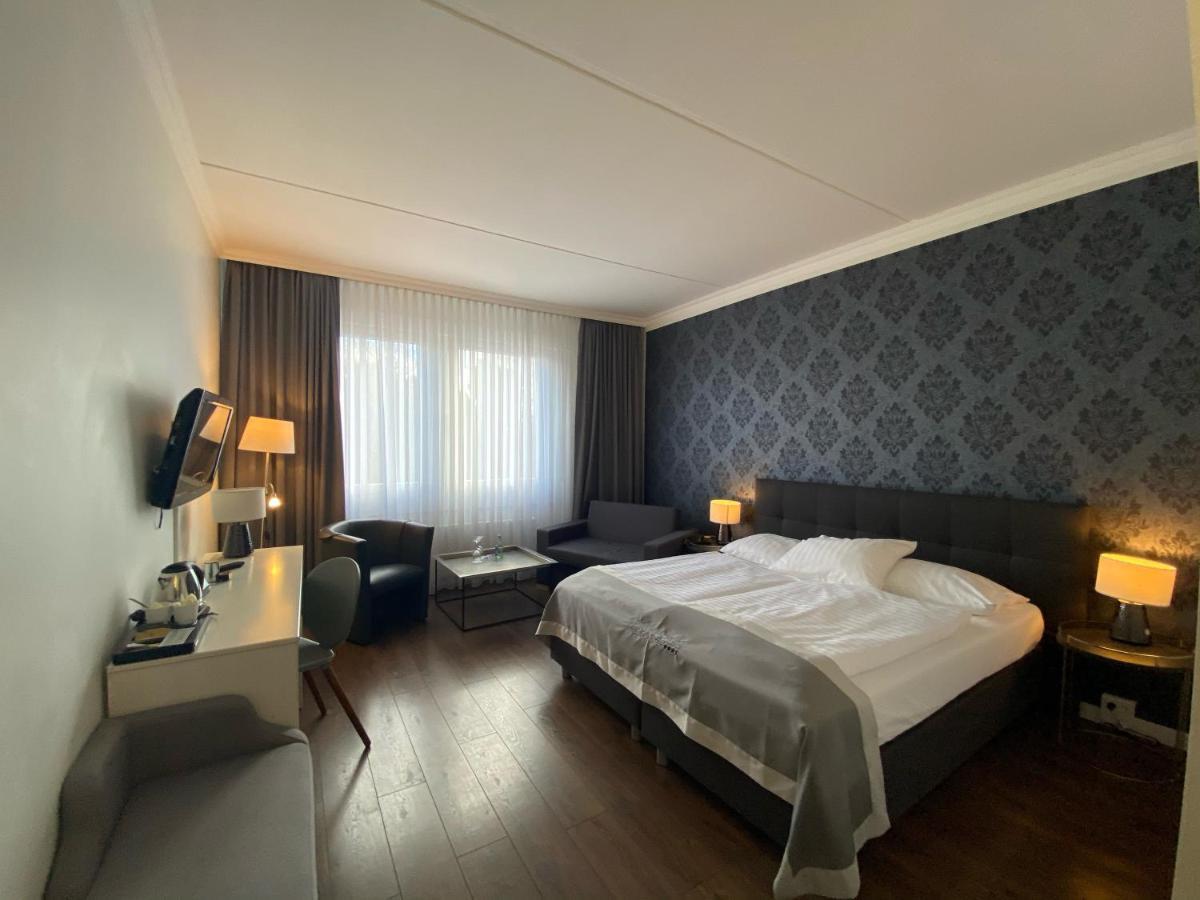 Neues Parkhotel Neumünster Exterior foto